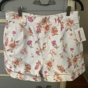 High waisted nwt floral print jean shorts